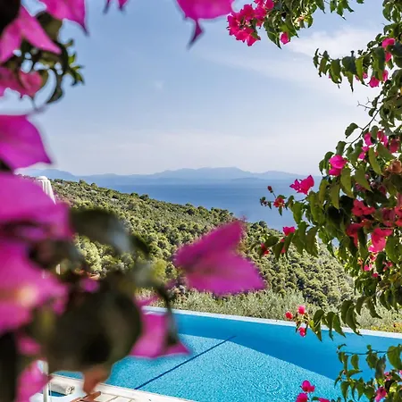 Elies Villa